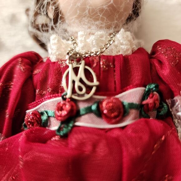 Marie Osmond Porcelain Doll "Young Love Rosebud" Miniature Reproduction 9" - Picture 13 of 13